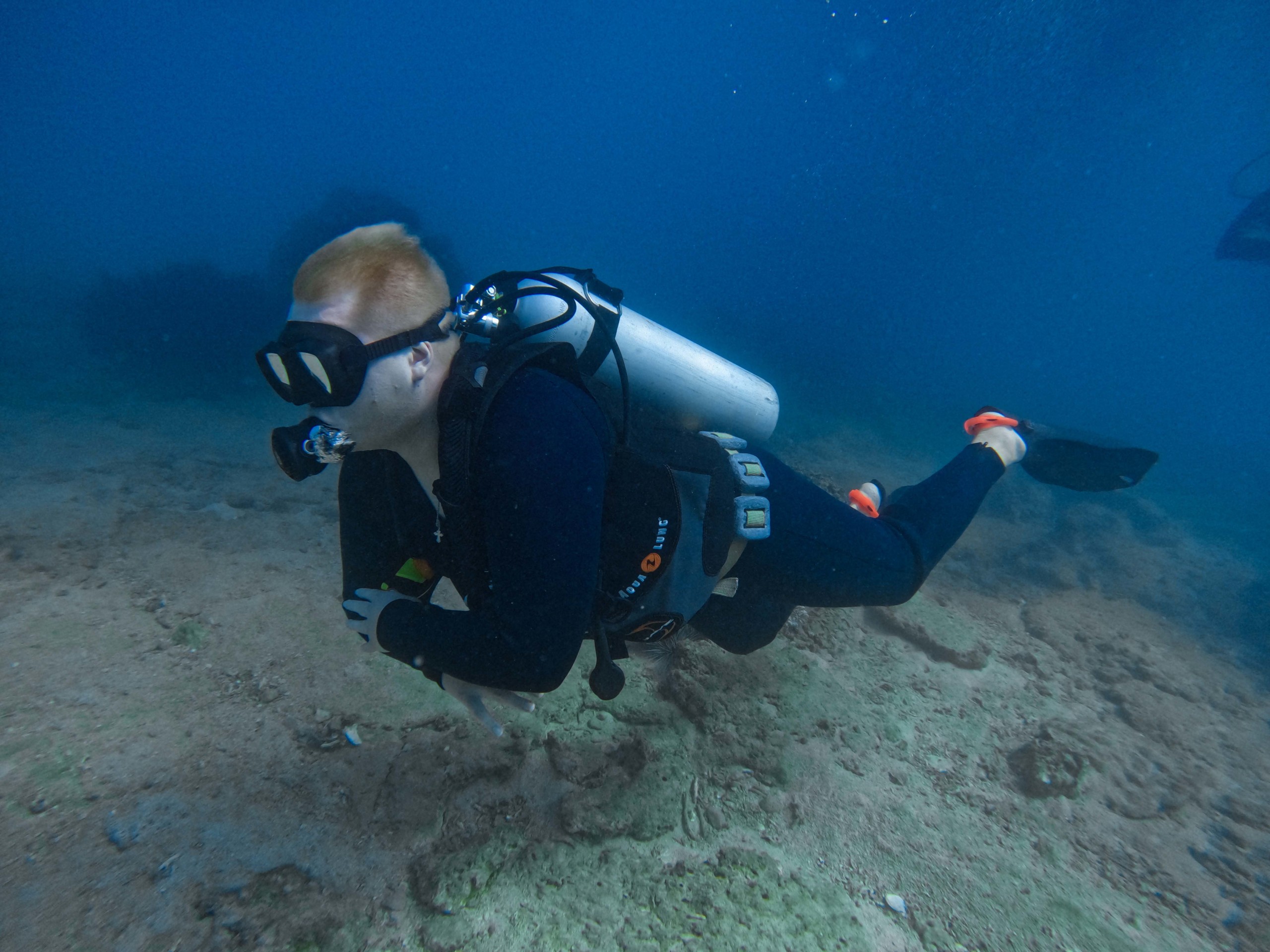 Fun Diving Hon Mun